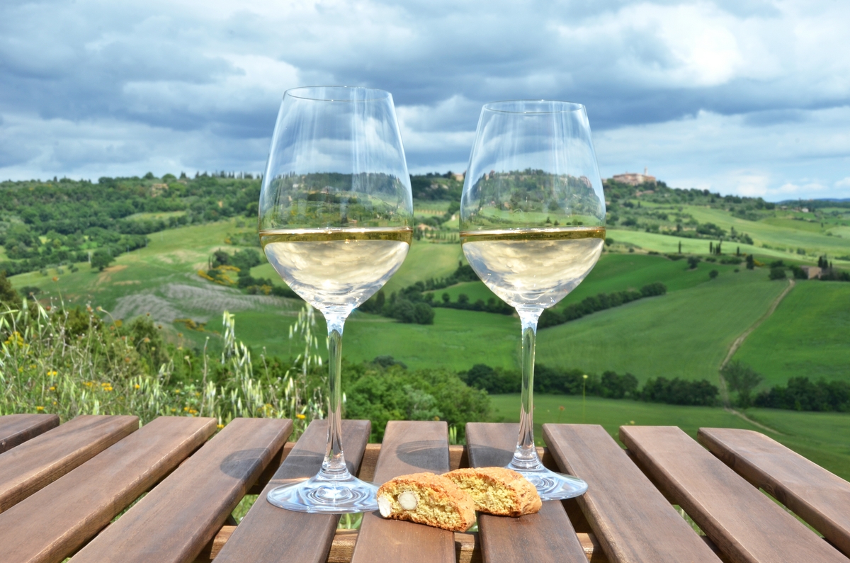 Vin Santo - toskańskie deserowe wino i Cantuccini